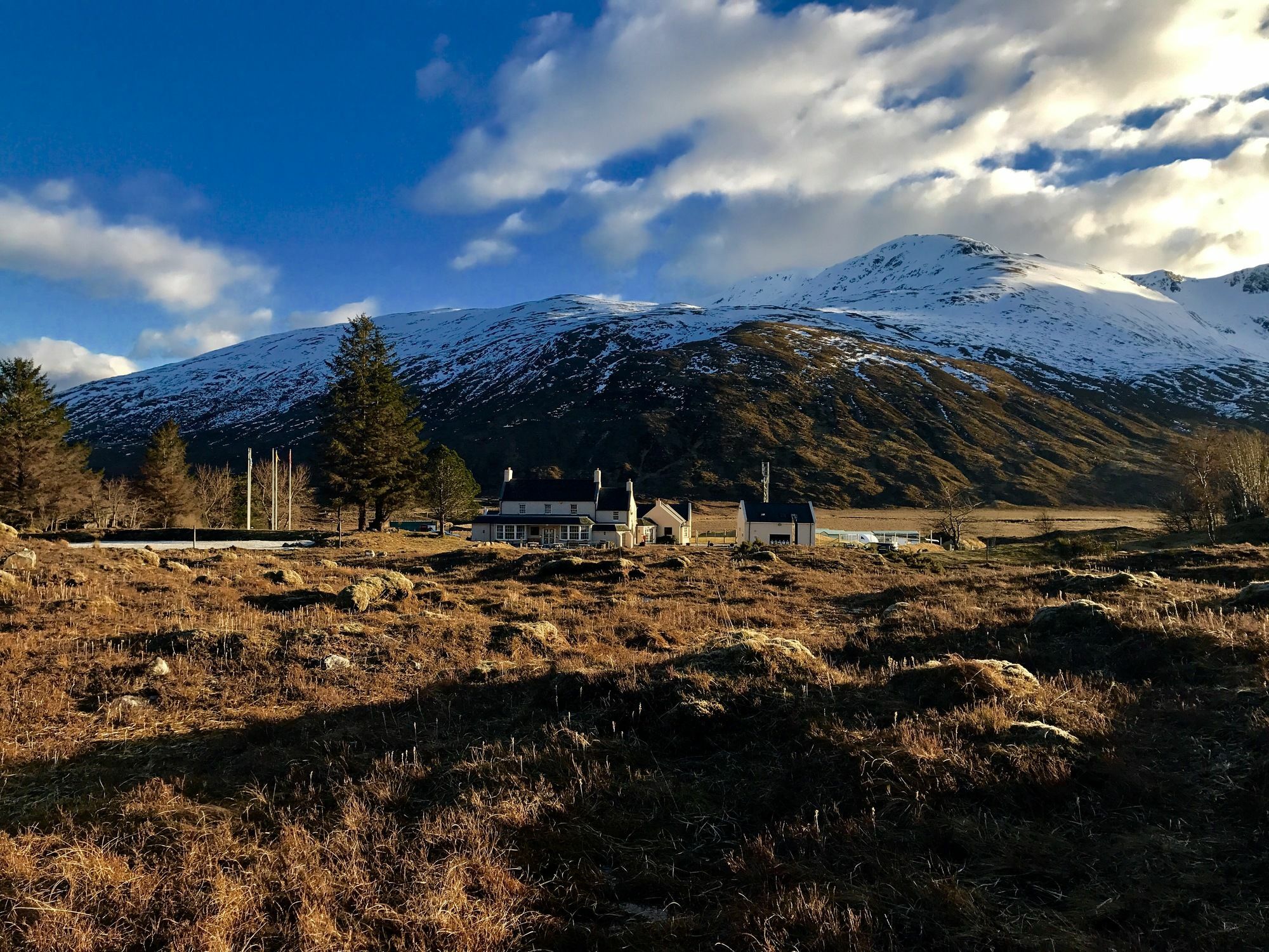 The Cluanie Inn Glenmoriston Eksteriør bilde